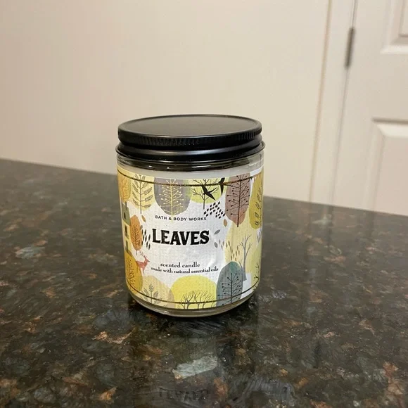 NWT Bath & Body Works / White Barn Fall Candle Bundle - 3 Single Wick Candles - Picture 3 of 11